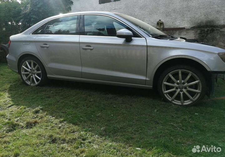 Audi A3 8V седан 2016 г на запчасти