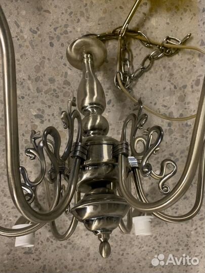 Люстра 6 светильников новая