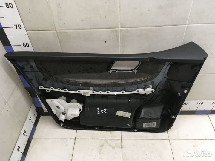 Обшивка двери передней правой C4 2005-2011