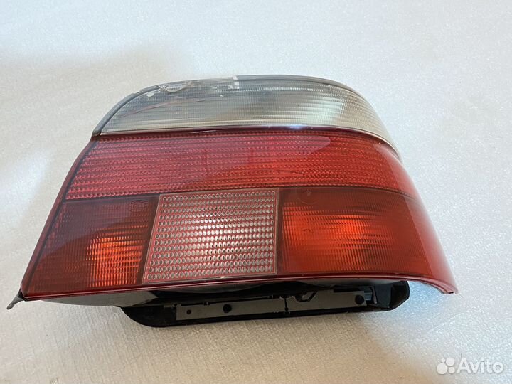 Фонарь задний правый bmw 5 e39