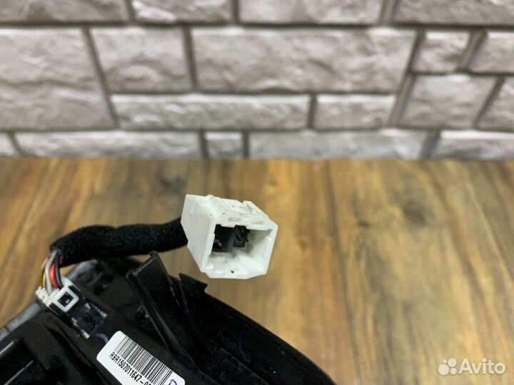 Hyundai Solaris Накладка декоративная на кулису