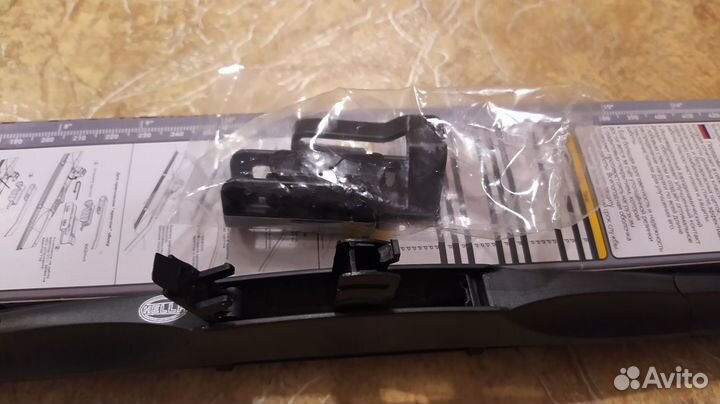 Щетка стеклоочистителя Hella Razor Hybrid 350 мм