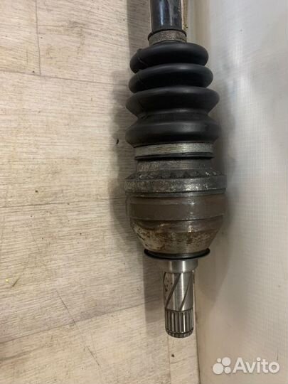 Привод передний левый Opel Astra H Z16XER 2008