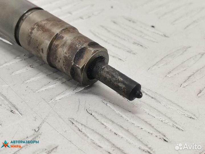 Форсунка BMW 1 E81/E82/E87/E88 2007 13537798446