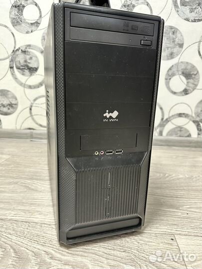 Системный блок / Монитор