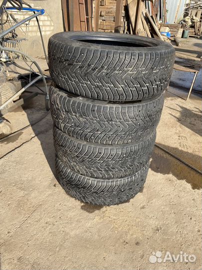 Nokian Tyres Hakkapeliitta 8 225/55 R17 97T