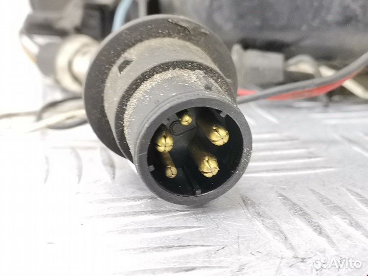 Фара передняя для Audi A4 B5 SK3302ADA495