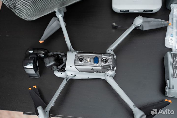 Коптер бу DJI air 3 combo