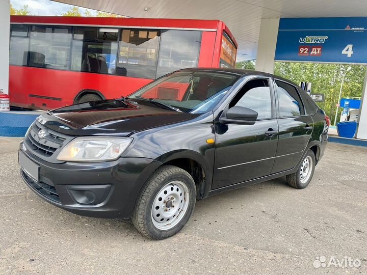 LADA Granta 1.6 МТ, 2015, 139 853 км