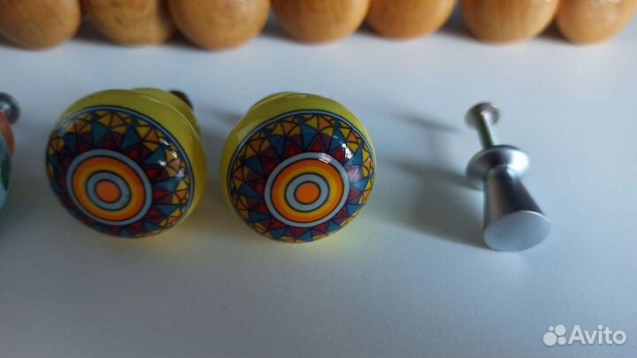 Дверные ручки для кухни или шкафа