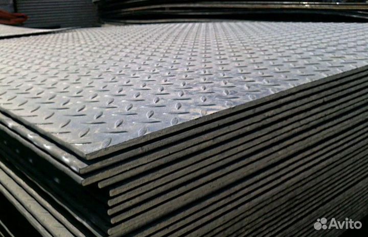 Лист металлически ромбический чечевичный рифленый