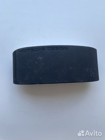 Очки в футляре