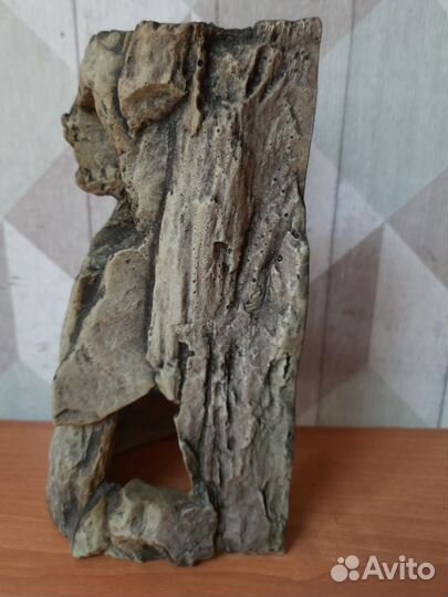 Укрытие для фильтра или рыбок в аквариум