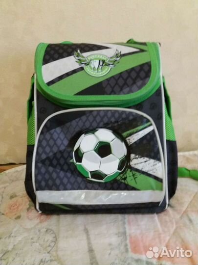 Школьный рюкзак