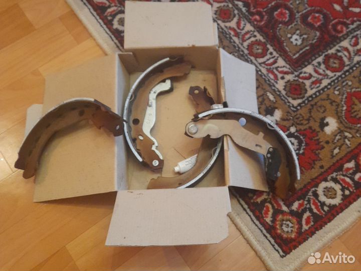 Запчасти на Рено duster 2.0