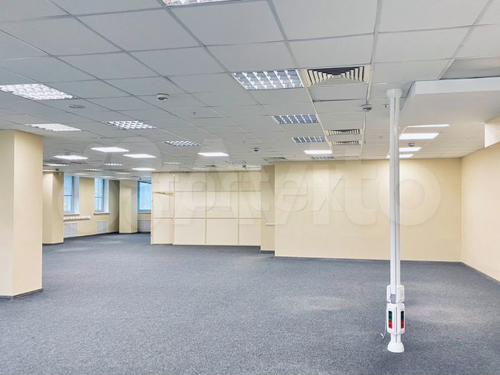 Сдам офисное помещение, 320 м²