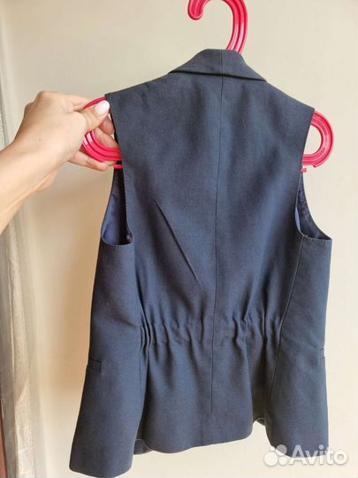 Школьная жилетка