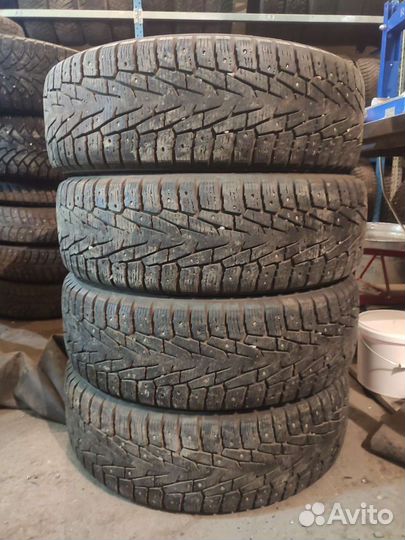 Nokian Tyres Hakkapeliitta 7 SUV 225/65 R17