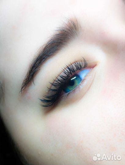 Наращивание ресниц ; архитектура бровей