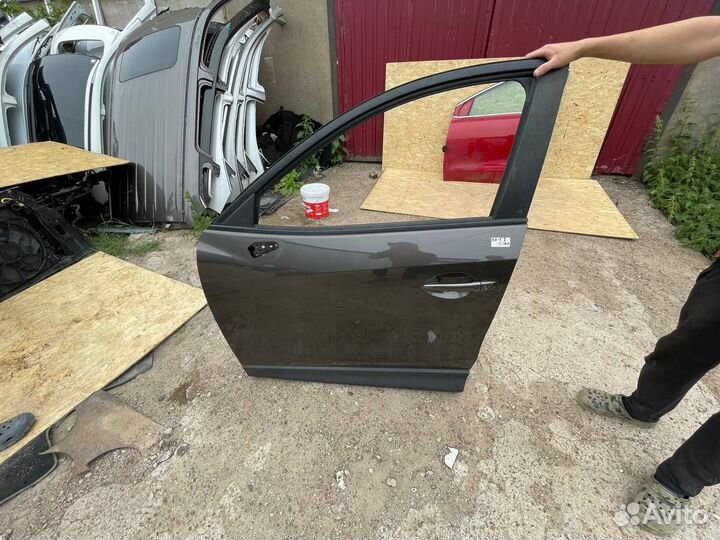 Дверь передняя левая Мазда сх 5 KE