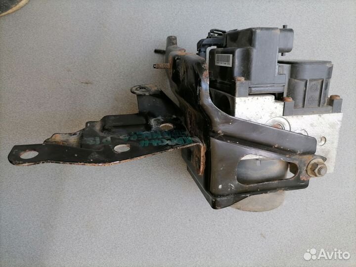 Блок ABS (насос) для Nissan Primera P12 2002-2007