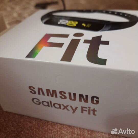 Фитнес браслет samsung Galaxy Fit