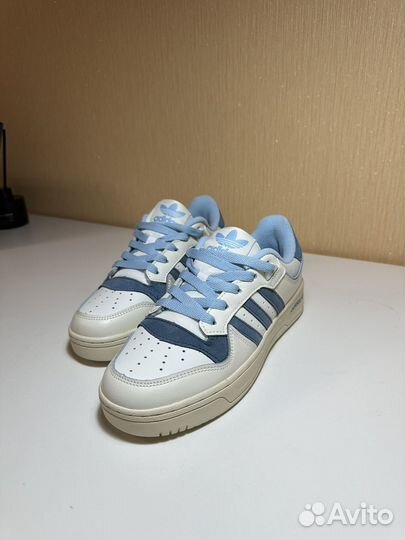 Кроссовки adidas rivalry low 35