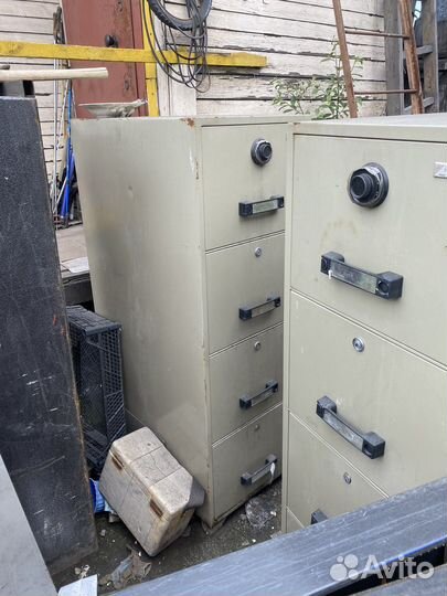 Ящик металлический сейфовый