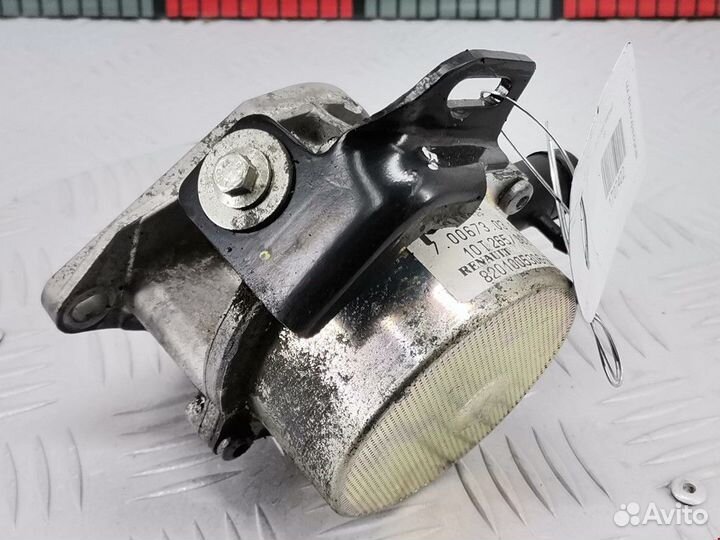 Насос вакуумный Renault Scenic 2 рест. 2010