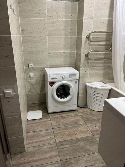 2-к. квартира, 57 м², 8/9 эт.