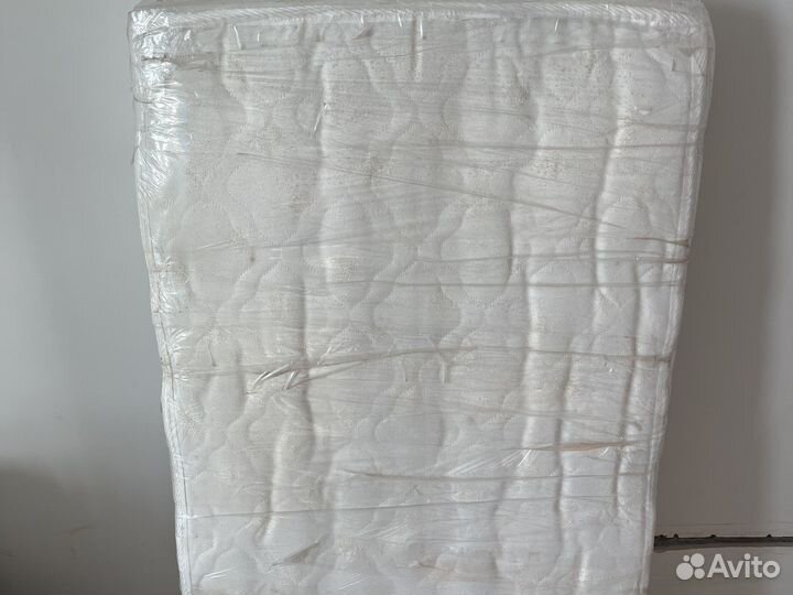 Детская кроватка деревянная с матрасом