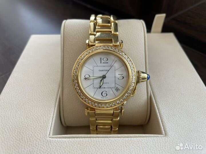 Золотые часы Cartier Pasha
