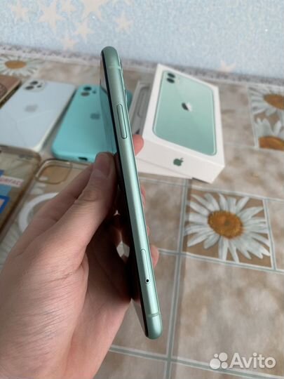 iPhone 11, 128 ГБ