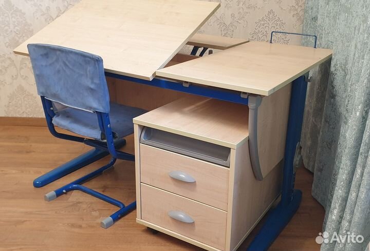 Парта растущая Деми с тумбой и стулом