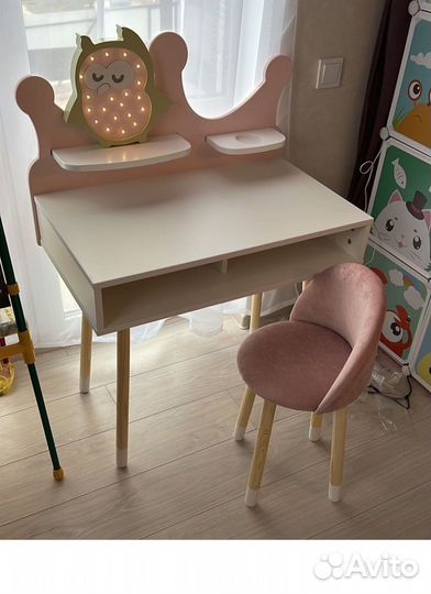 Детский стол и стул