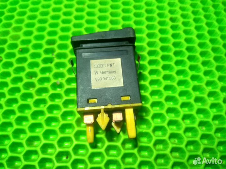 Кнопка противотуманок Audi