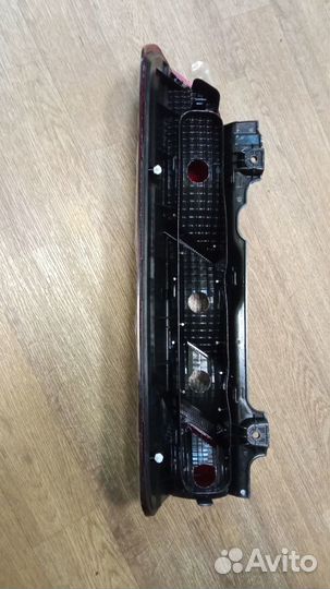 Фонарь задний правый Ford Transit