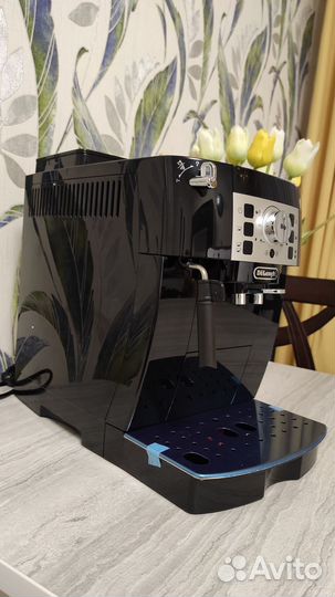 Новая Кофемашина DeLonghi Ecam 22.110.B, Румыния