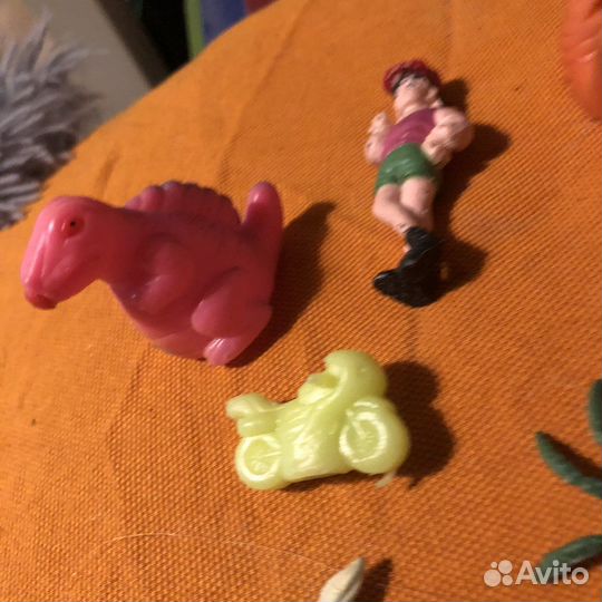 Динозавр змея паук и т.д. Резиновые фигурки