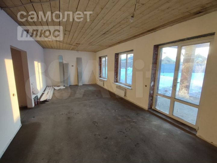 Коттедж 110 м² на участке 6 сот.