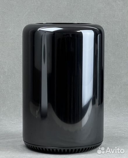 MacPro 2013 D300 Xeon E5 3,5Gh 6 ядер /32Gb/ 512Gb