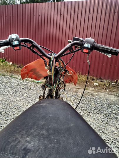 Скутер 50 кубов 4т нет искры