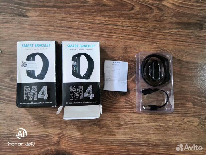 Фитнес браслет M4