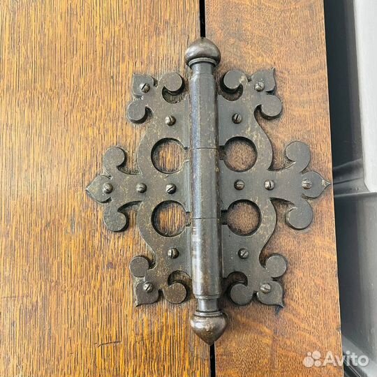 Антикварный сундук