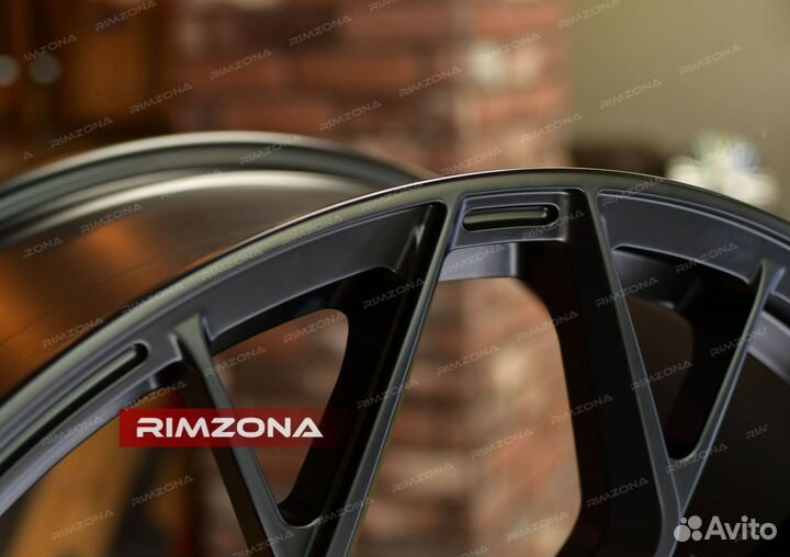 Кованые диски R22 RF10 на BMW X7