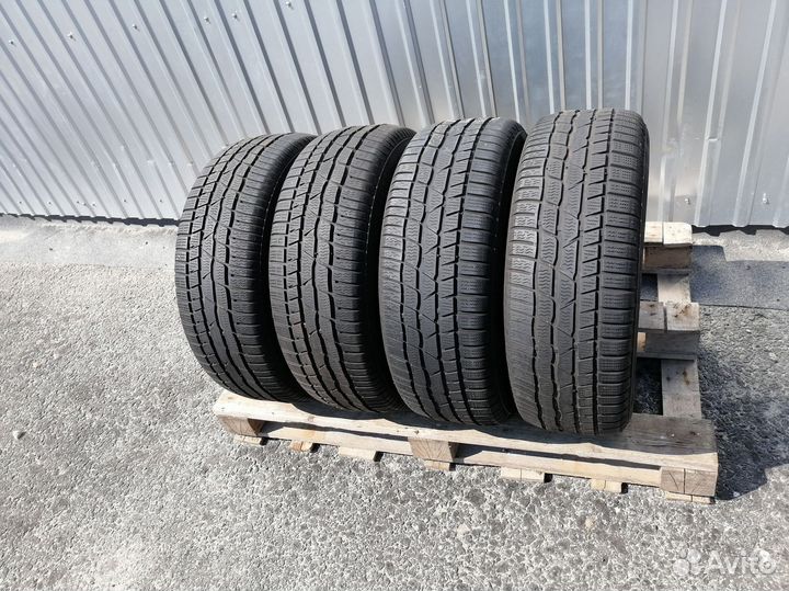 Continental ContiWinterContact TS 830 P 215/60 R16 109W