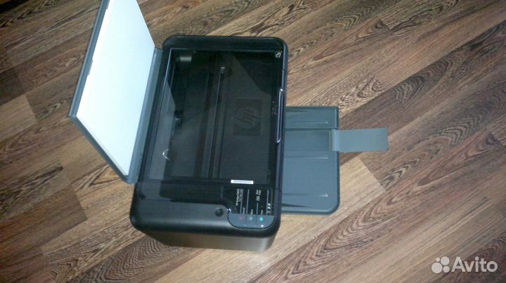 Мфу (принтер-сканер-копир) HP Deskjet F2423