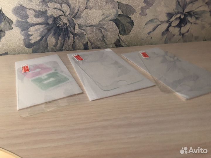 3 Защитных стекла iPhone 5 5s se