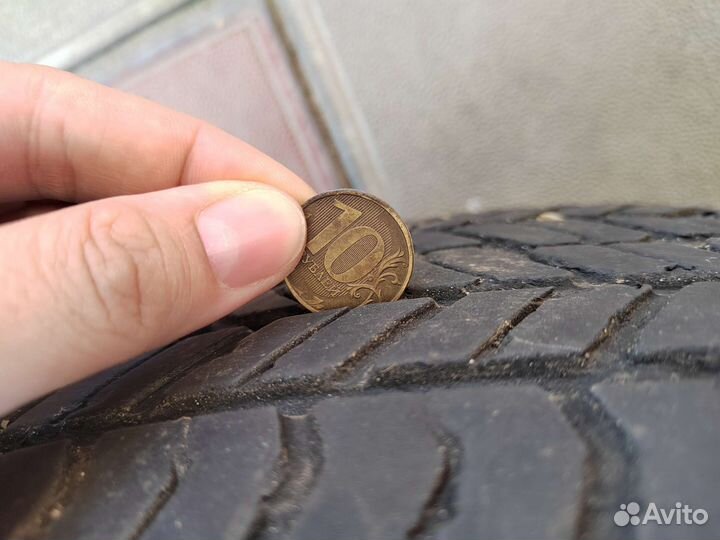 Yokohama Geolandar G033 215/70 R16