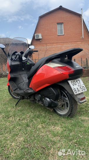 Продается скутер Aprilia Atlantic 250